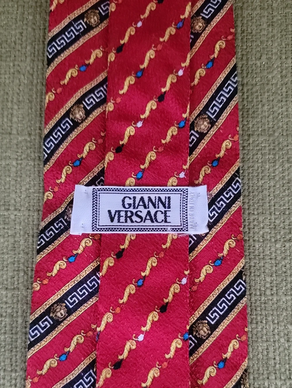 GIANNI VERSACE rare Vintage Medusa Men's Tie